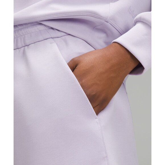 Lululemon Softstreme High Rise Shorts 4" in Lilac Ether Size 10 LIKE NEW - Picture 2 of 8